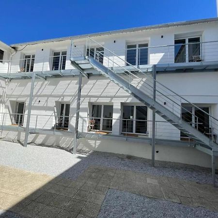 Residence Duguay - Centre Ville - Porte B - Appartements Tout Confort - Neuf - Nouveau Λοριάν Εξωτερικό φωτογραφία