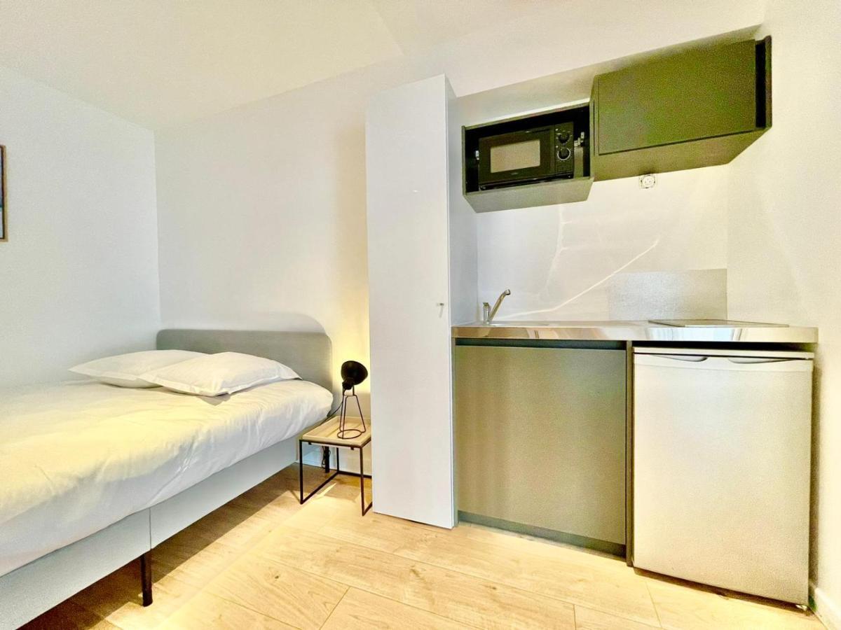 Residence Duguay - Centre Ville - Porte B - Appartements Tout Confort - Neuf - Nouveau Λοριάν Εξωτερικό φωτογραφία