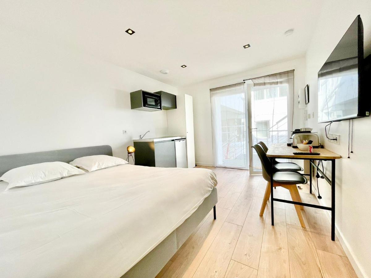 Residence Duguay - Centre Ville - Porte B - Appartements Tout Confort - Neuf - Nouveau Λοριάν Εξωτερικό φωτογραφία
