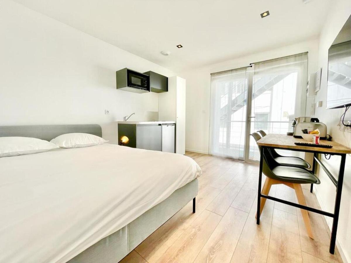 Residence Duguay - Centre Ville - Porte B - Appartements Tout Confort - Neuf - Nouveau Λοριάν Εξωτερικό φωτογραφία