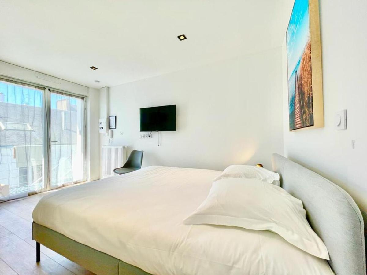 Residence Duguay - Centre Ville - Porte B - Appartements Tout Confort - Neuf - Nouveau Λοριάν Εξωτερικό φωτογραφία